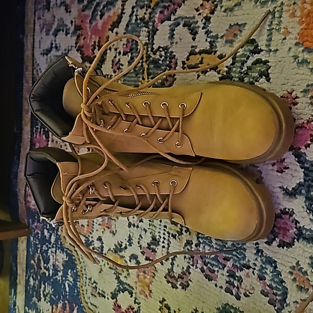 Timberland Booties! - Picture 2 of 3